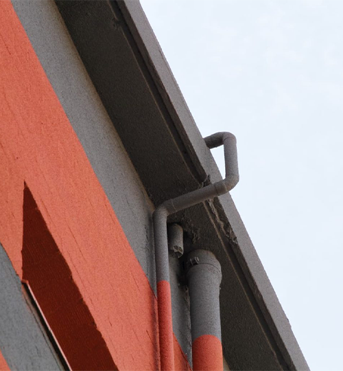 Fassadenschutz mit KliuCork® Deutschland Sprühkork – nachhaltige Korkbeschichtung als langlebige Korkfarbe für Außenwände.